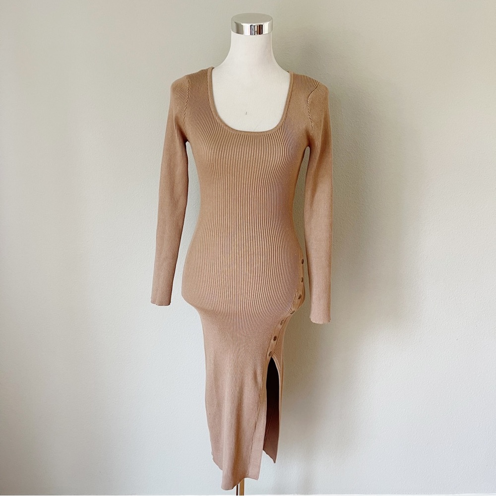 Windsor Taupe Ribbed Bodycone Side Slit Midi Dress Size M